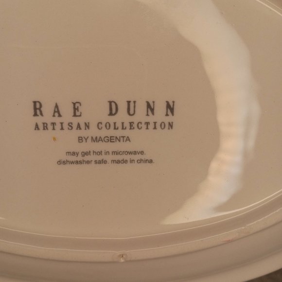 Set of Two Rae Dunn Plates - Picture 6 of 6